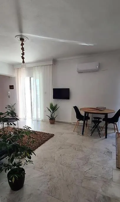 Fori'S Nest / Skg Apartment Thessaloniki
